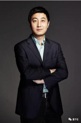 AI大牛景鲲离职百度，CIO李莹接任小度CEO