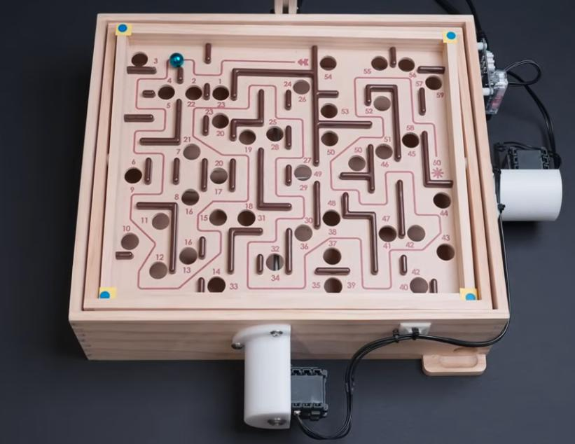 6 小时学会玩迷宫，AI 机器人不仅打破人类记录，顺便把作弊也学了？