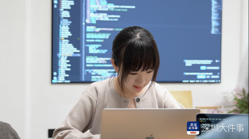 创办AI平台，深圳13岁女孩玩转“码农+创始人”双重身份
