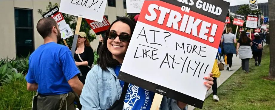 多邻国大规模辞退翻译引担忧：AI开始带来失业潮？