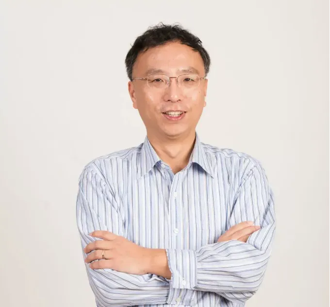 AI算力芯片服务商亿铸科技获数亿元融资、原阿里达摩院首席科学家加入斑马智行｜每周AI世界观
