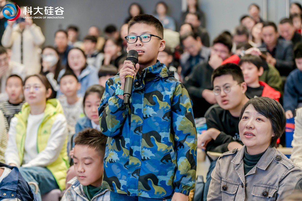 AI时代的人类2.0，姬十三描绘的未来会是什么样?