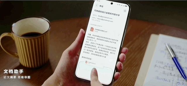 纯血鸿蒙被海外热议：速度惊人，能力强悍，“求海外版”！