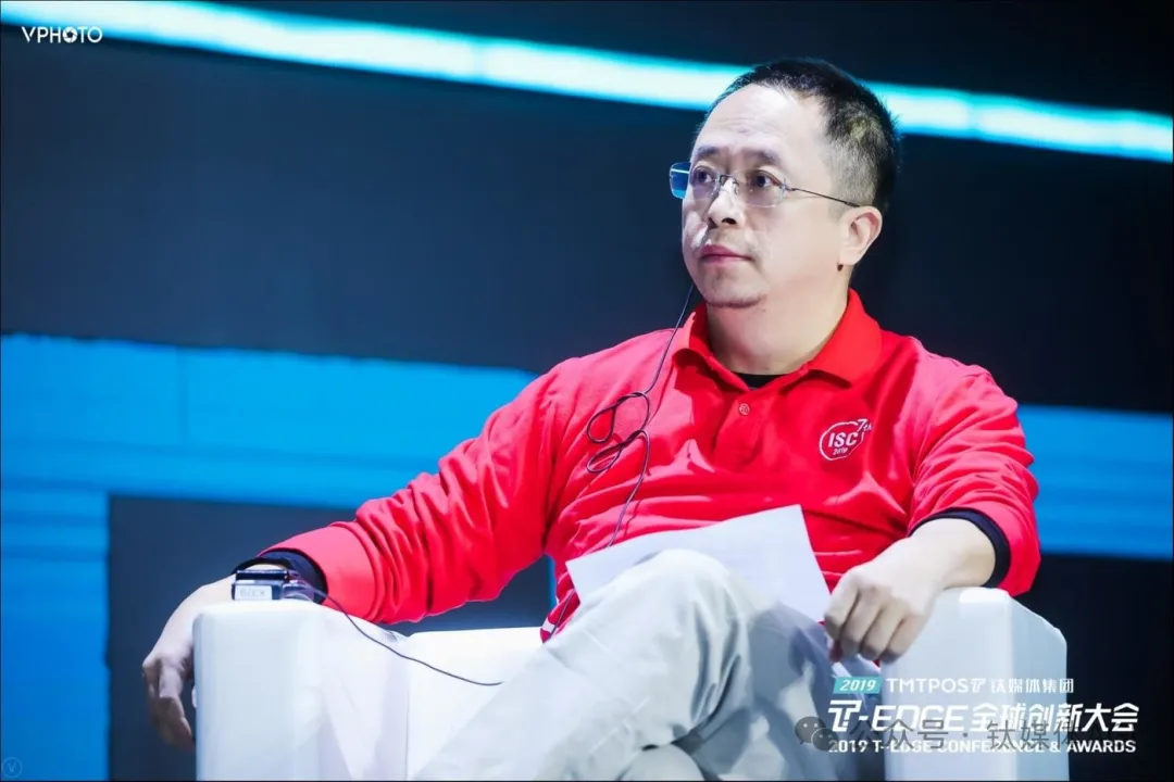 突发！360公司上线“纳米搜索”App，周鸿祎将与百度上演“AI 搜索大战”