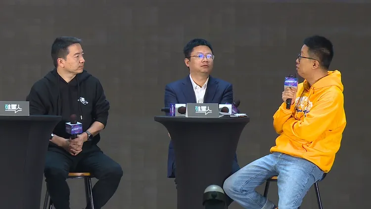 为了在AI时代做好“AI助手”，vivo做了哪些努力？