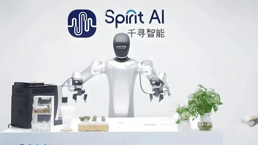 产业老兵和清华教授联手入局具身智能，千寻智能一年三轮融资数亿元，构建下一代智慧劳动力