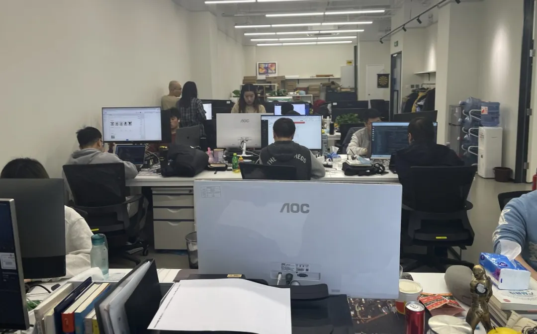 28岁身价过亿：清华男孩的AI电商百亿销售神话之路