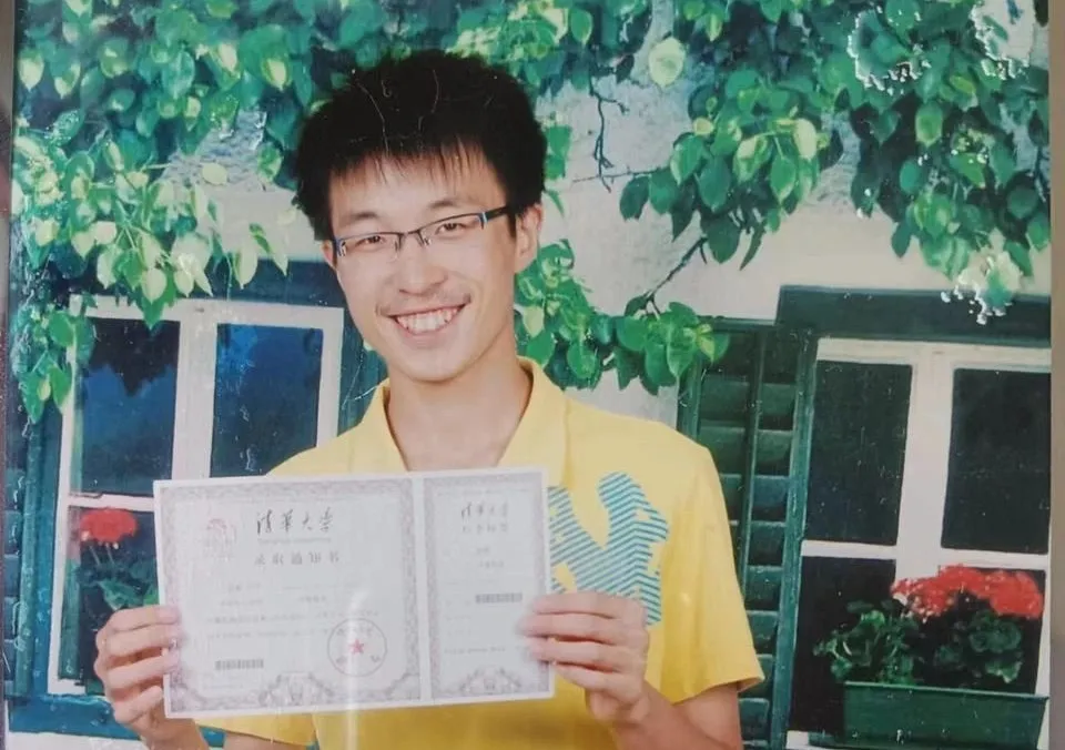 28岁身价过亿：清华男孩的AI电商百亿销售神话之路