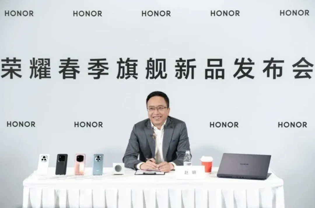 国内销量持续领跑，荣耀告诉你切入AI手机的正确姿势