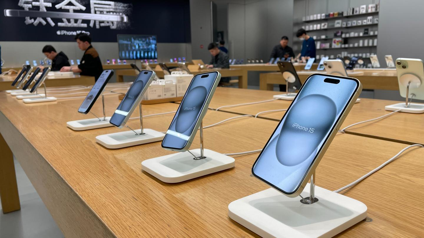 苹果iOS 18或迎重磅AI升级,不联网也能生成文本