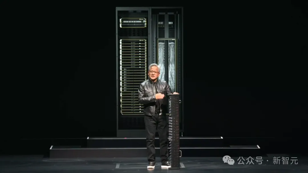 老黄一口气解密三代GPU！粉碎摩尔定律打造AI帝国，量产Blackwell解决ChatGPT全球耗电难题