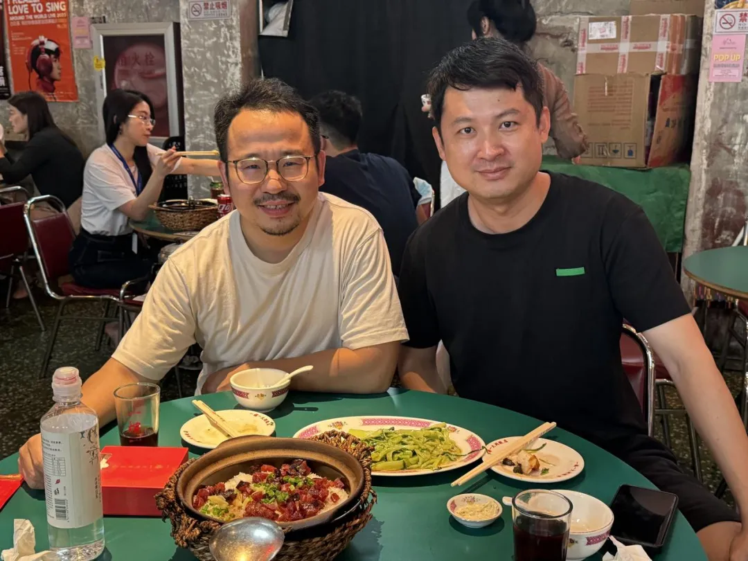 用10x的思维在AI里冲浪，开源AI产品黄叔的探索