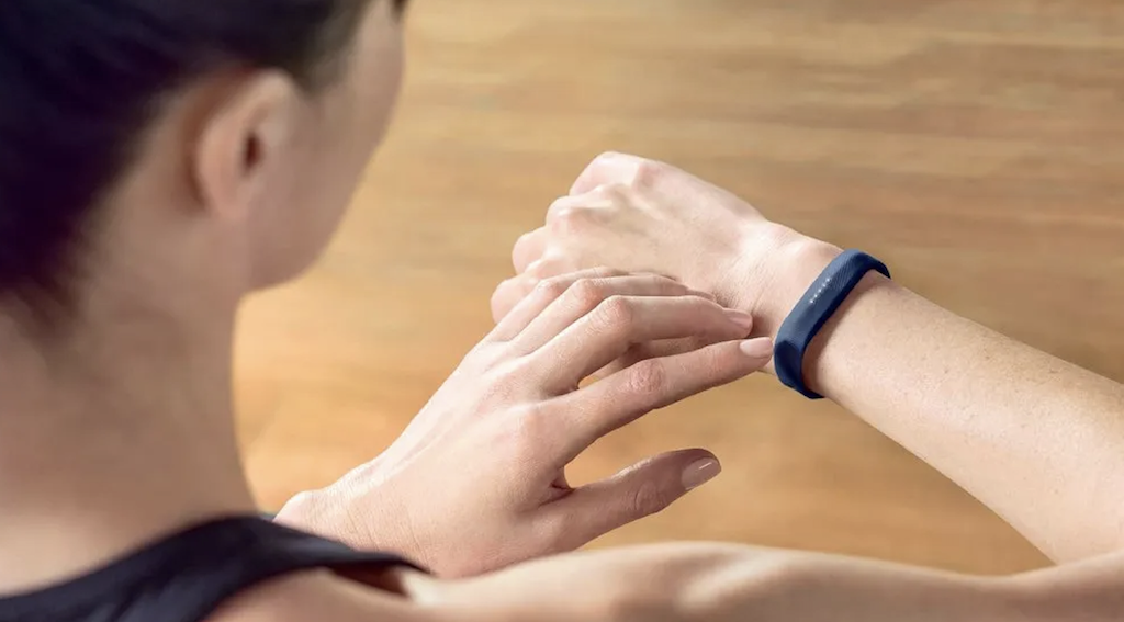 第一代Fitbit：世界第一款智能手环的诞生故事
