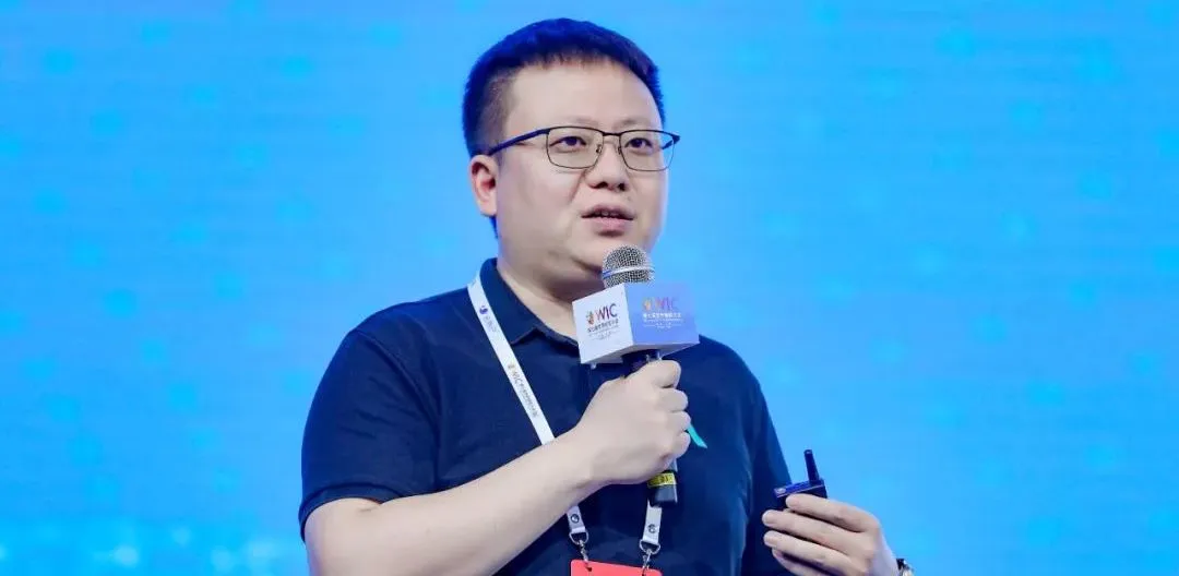 LiblibAI获数亿元融资，Canva 收购Leonardo.AI，Character.AI CEO重返Google｜AI周报