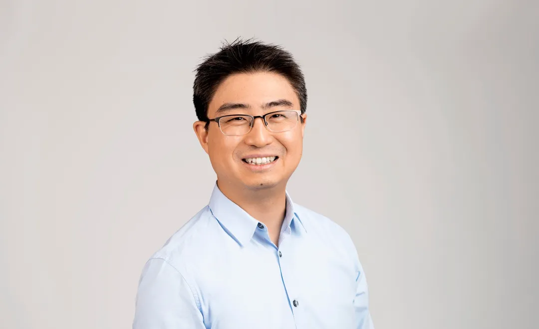 OpenAI人事地震：奥特曼盟友Brockman长期休假，联创Schulman转投Anthropic，产品负责人已离职