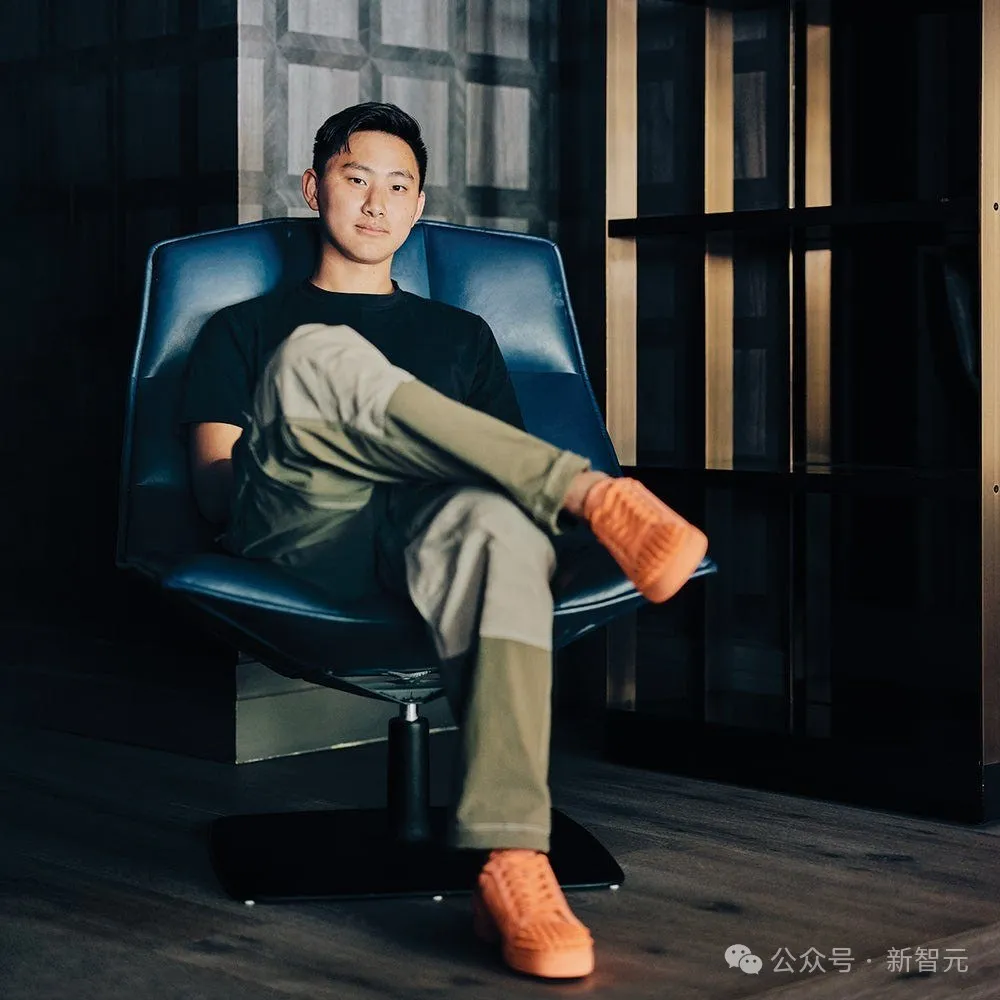 突破数据墙！27岁华裔MIT辍学创业8年，年化收入逼近10亿