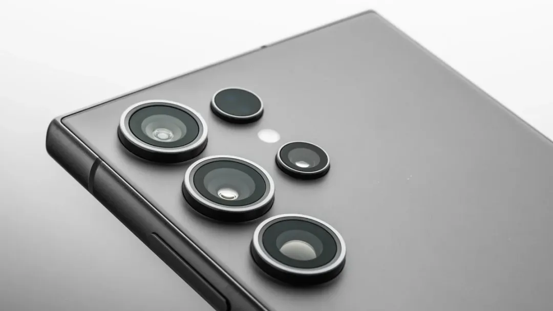 Galaxy S25定档！三星AIOS来了，AI手机有戏？