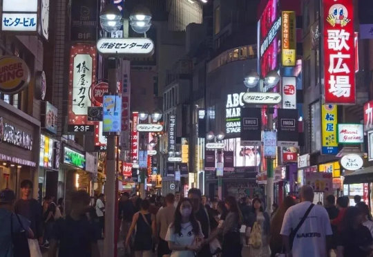 把我的第一次日本旅行，完全交给 AI 是什么体验？