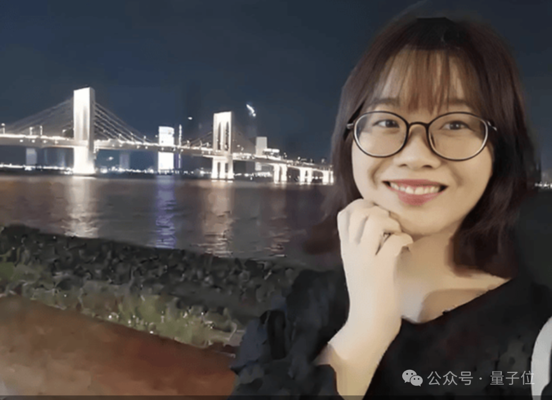 罗福莉C位亮相小米，离职DeepSeek后首次官宣