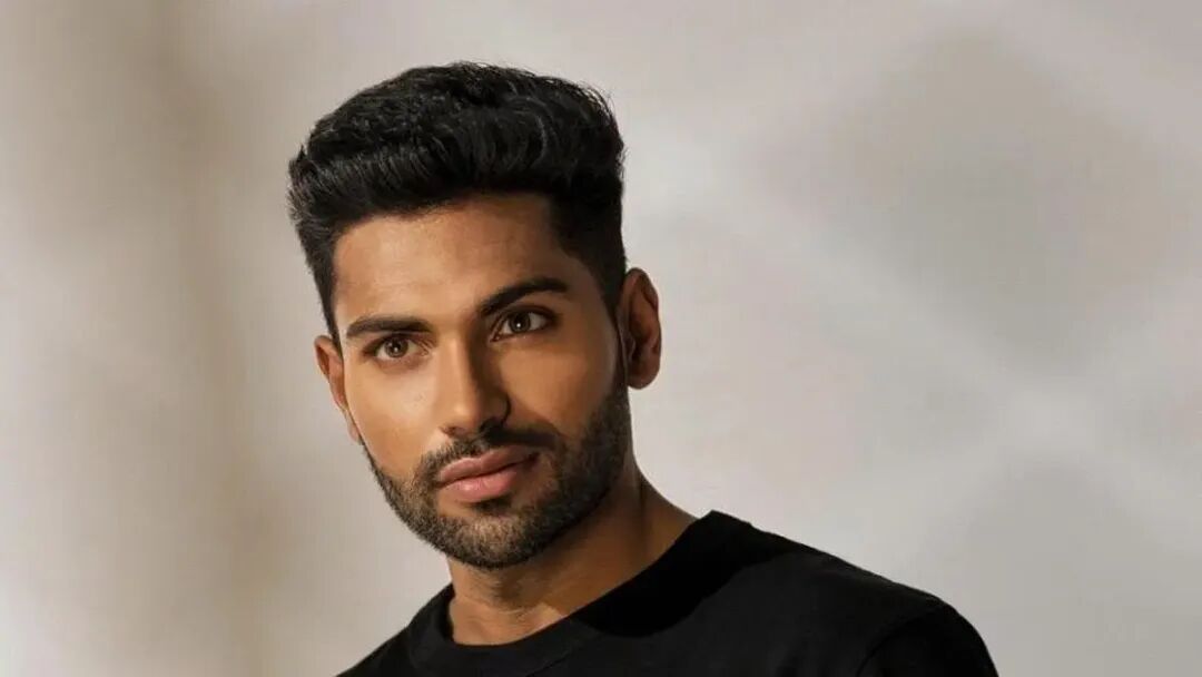 创始人上阵假扮 AI,10 亿美元 AI 独角兽自曝黑历史,评论区炸了