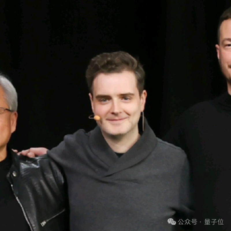 “日本版OpenAI”创下估值新高!Transformer八子之一创办,老黄也投了