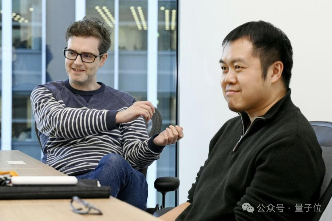 “日本版OpenAI”创下估值新高!Transformer八子之一创办,老黄也投了