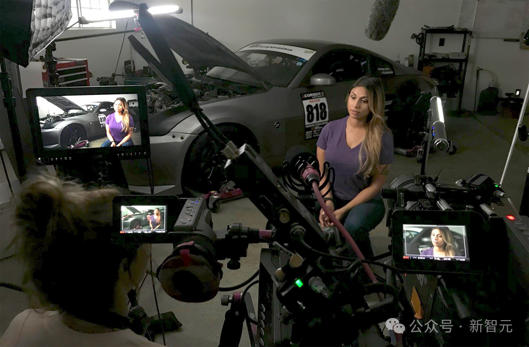 震惊电影圈！好莱坞混了10年没出头，他把AI「烂片」做成23万粉爆款