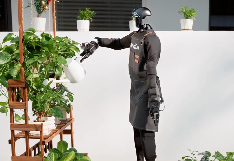 原腾讯Robotics X算法研究员创业，4个月获3轮融资，要在3-5年将人形机器人送进家庭