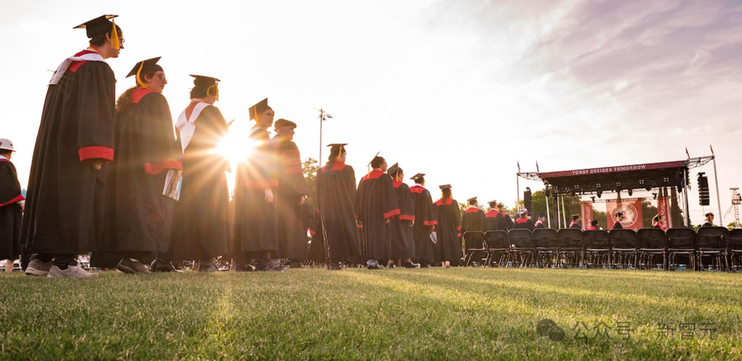 OpenAI启动新实验，46万学生参与