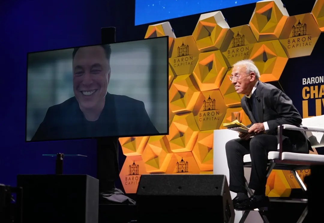 深度｜马斯克独家访谈：6万亿参数Grok 5冲击AGI，Neuralink、Tesla及xAI的人类存续与宇宙探索使命