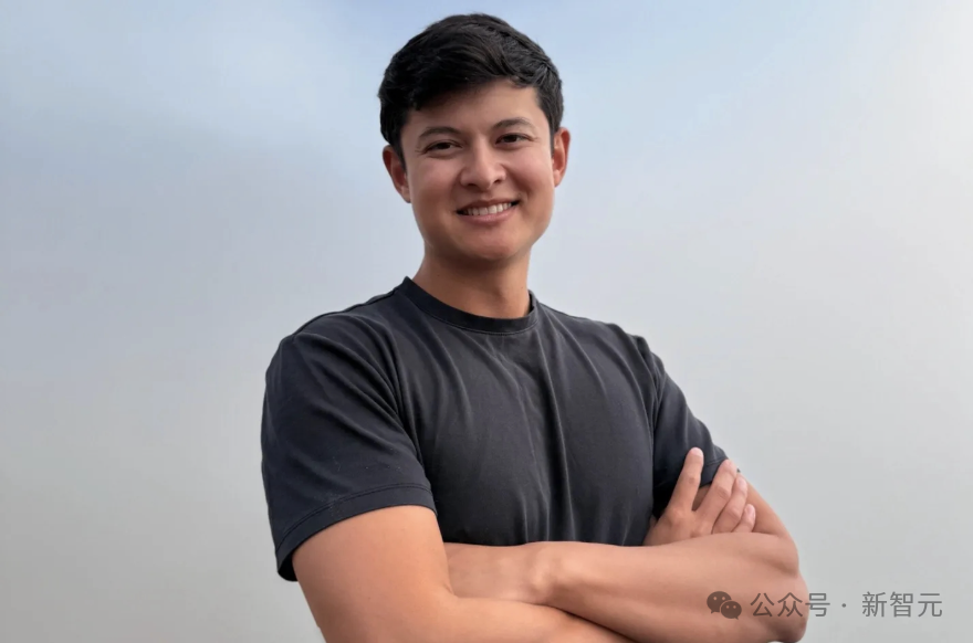 他为500强造出冠军「AI裁员机器」!然后,把自己裁掉了