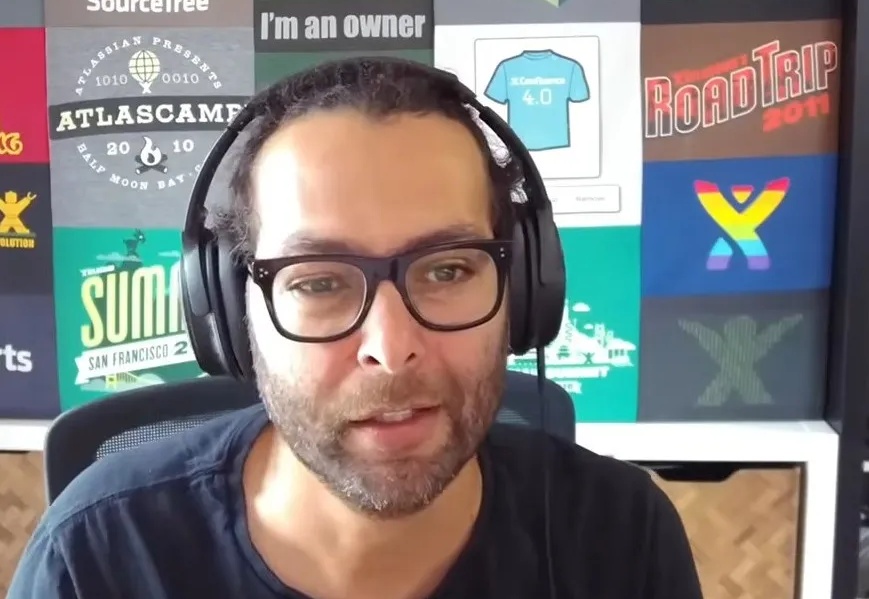 为何你的 AI 没人味？全球顶尖科技公司都在做一件事：为 AI 注入品味｜AI 实践派