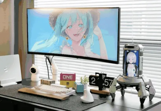 日本人没做成的“AI桌面老婆”，上海团队拿下千万众筹｜对话Dipal D1创始人