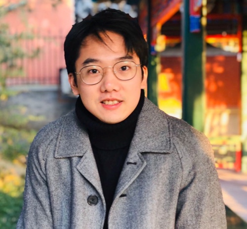 震荡股市中的AI交易员:DeepSeek从从容容游刃有余? 港大开源一周8k星标走红