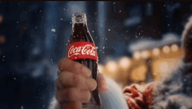 可口可乐,你浓眉大眼的也用AI做广告了?