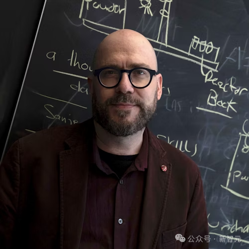 李飞飞之后,何恺明弟子再拿AI大奖!清华校友等28位Fellow上榜