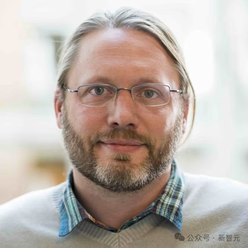 李飞飞之后,何恺明弟子再拿AI大奖!清华校友等28位Fellow上榜