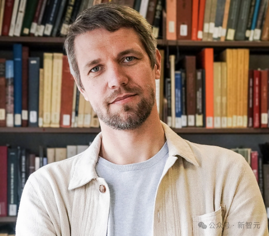 LLM首次达到人类语言专家水平！OpenAI o1拿下拆解句法、识别歧义、推理音律