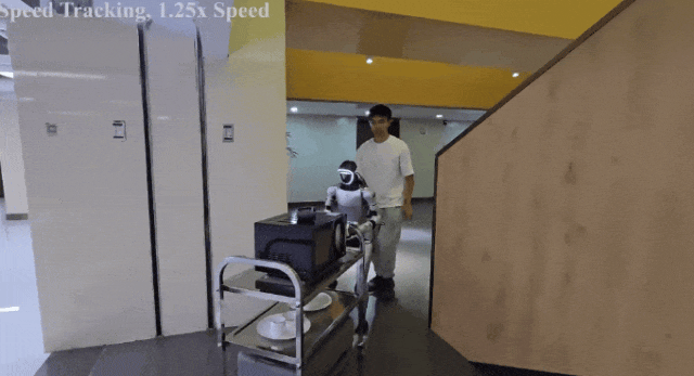 机器人训练,北京男大有了技能玩法