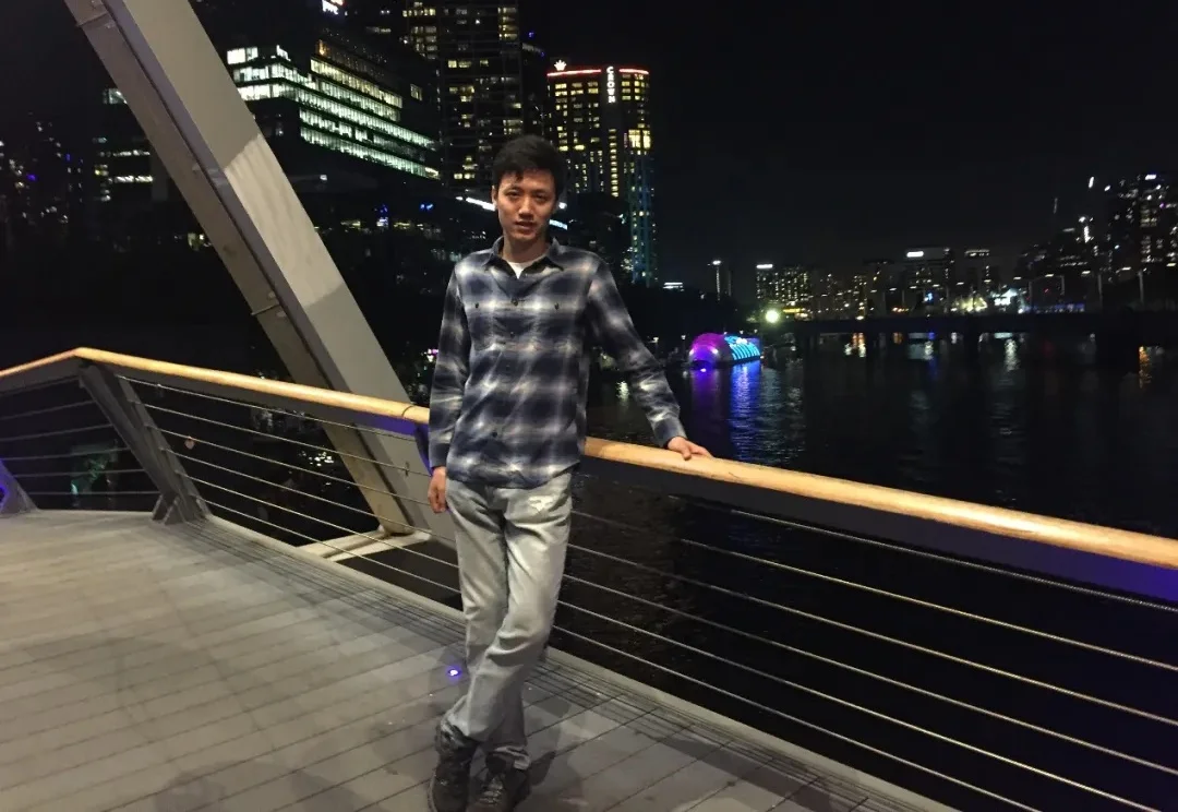 让AI像巴甫洛夫的狗一样学习？北航团队提出智能基础模型，跨越生物与AI鸿沟