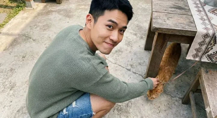 Nano Banana Review:摄影棚里的宇航员——美国登月造假调查