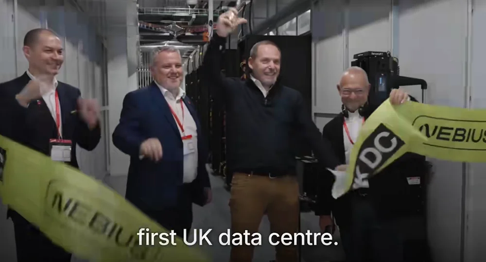 60岁俄罗斯大叔靠给AI盖房赚翻了!斩获微软1400亿大单