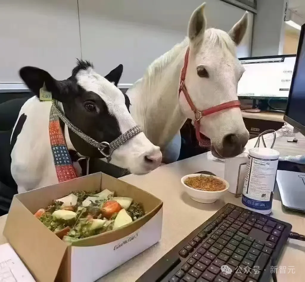 GPT-5.2来了!首个「专家级」AI复仇成功,牛马打工人终于得救了