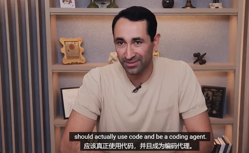 OpenAI最强产品负责人:AGI限制在于人,不在LLM!Codex已能待命自我训练,曝内部压缩机制,18天3人上线安卓Sora