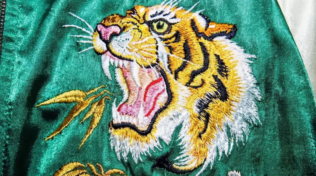 让马斯克变街头痞子、林黛玉穿潮牌,这个AI视频新玩法太上头,手把手教你秒变潮人