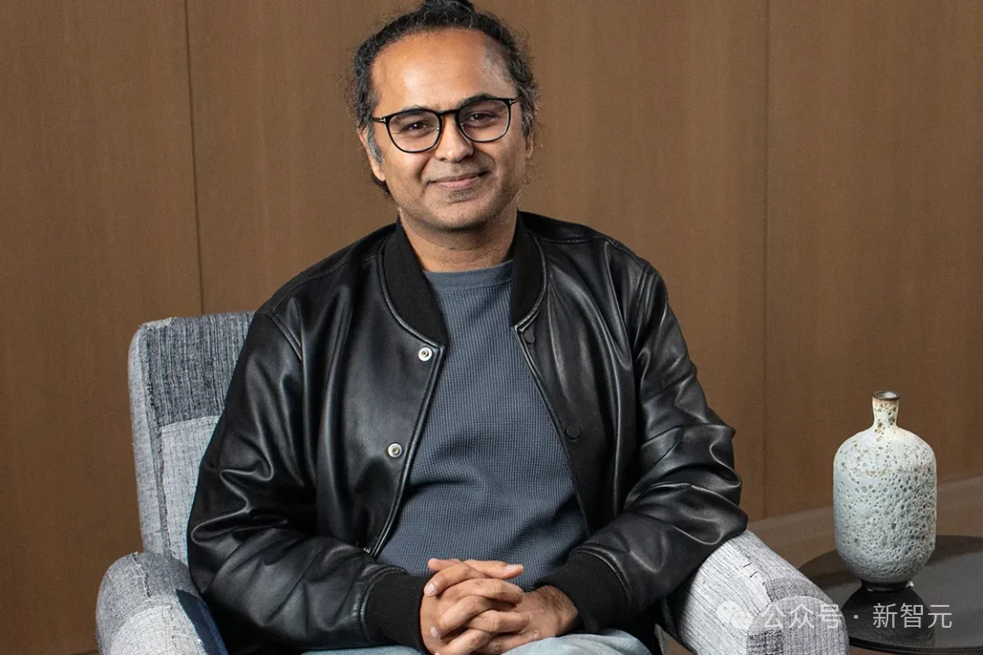 「背叛」Scaling Law？两位Transformer作者撬动美国开源AI革命