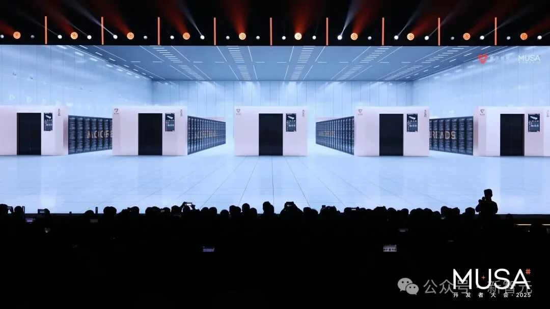 全网首测！首款国产GPU「AI算力本」现场上手