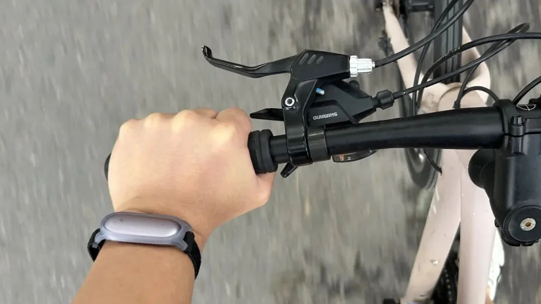 Plaud善打游击战