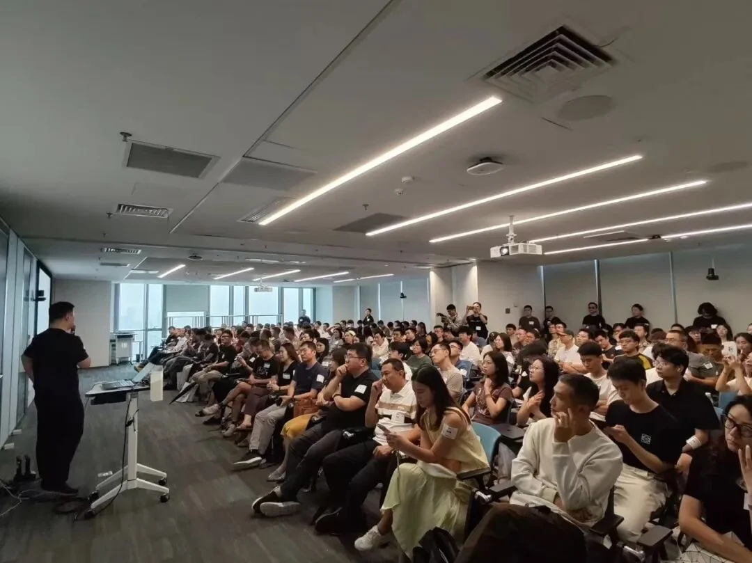 Manus数十亿美元卖身，中国AI应用的关键词只有一个