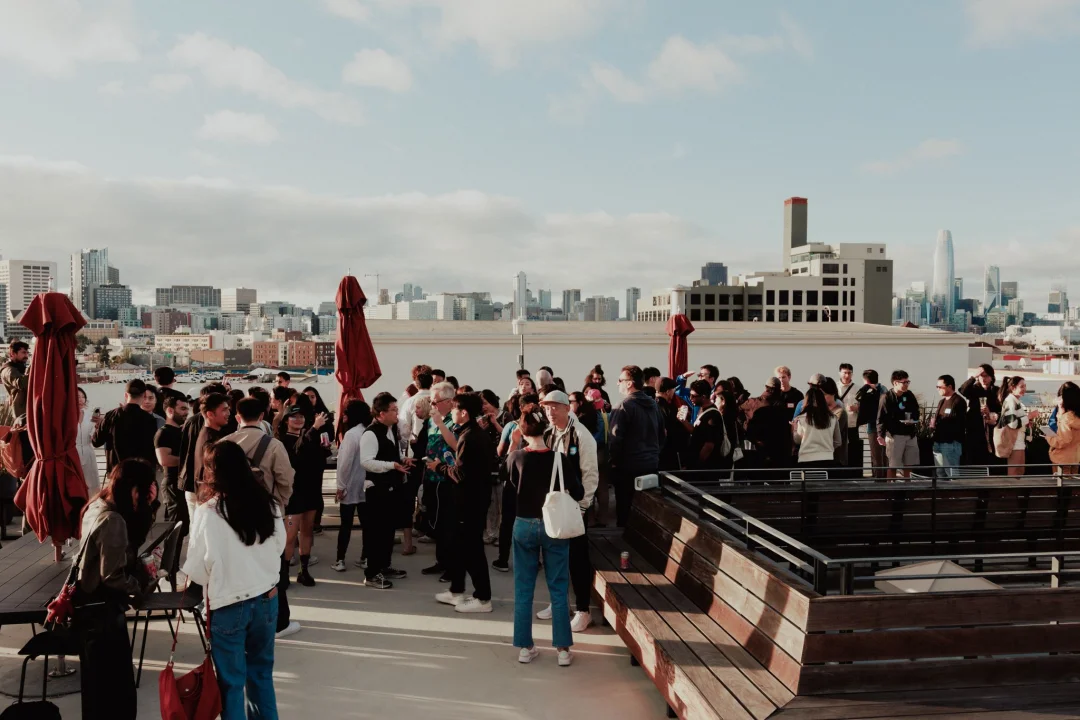 Manus数十亿美元卖身，中国AI应用的关键词只有一个